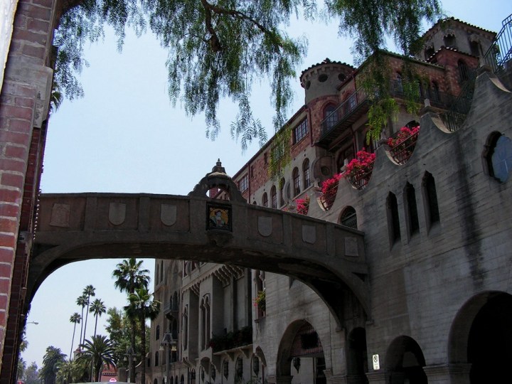 KONICA MINOLTA DIGITAL CAMERA